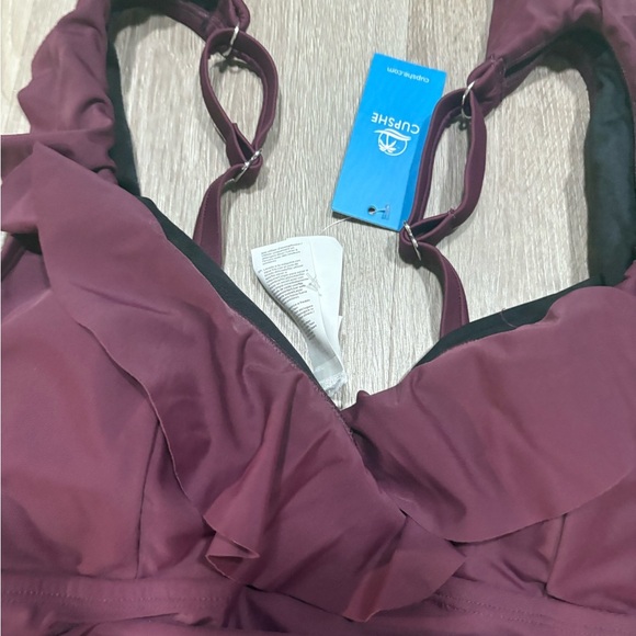 Cupshe Deep Red Ruffle Swimsuit - Picture 3 of 6